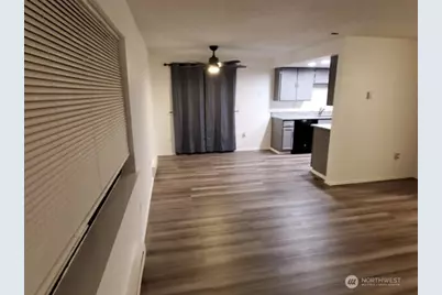 105 E 96th Street, Tacoma, WA 98445 - Photo 37