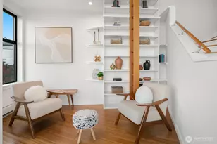 656 Howe St, Seattle, WA 98109 - Photo 5