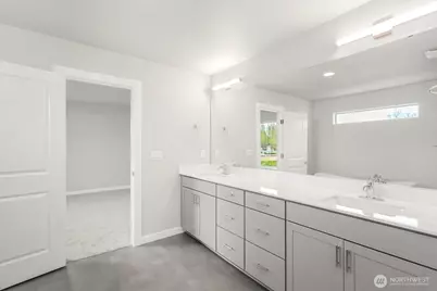 13307 SE 238th Place #11, Kent, WA 98042 - Photo 31