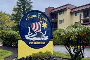 1765 W Sunn Fjord Ln, Bremerton, WA 98312 - Photo 3