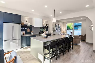 5033 25th Avenue SW #A, Seattle, WA 98106 - Photo 3