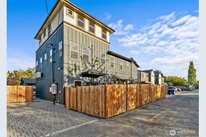 5033 25th Avenue SW #A, Seattle, WA 98106 - Photo 37