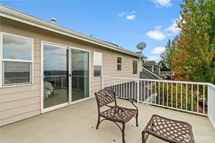 10705 176th Ave E, Bonney Lake, WA 98391 - Photo 23