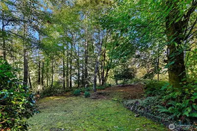 5755 Blakely Avenue NE, Bainbridge Island, WA 98110 - Photo 9