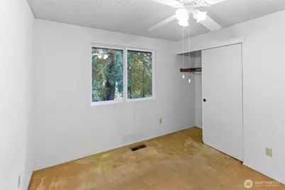 5755 Blakely Avenue NE, Bainbridge Island, WA 98110 - Photo 25