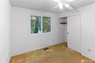 5755 Blakely Ave NE, Bainbridge Island, WA 98110 - Photo 25