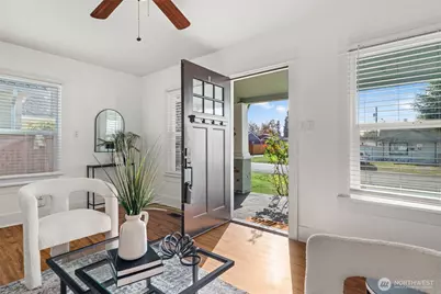 703 E 54th Street, Tacoma, WA 98404 - Photo 3