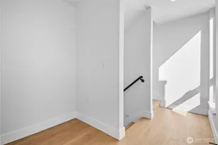 218 21st Ave E, Seattle, WA 98112 - Photo 25