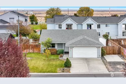 230 NE K Street, Ephrata, WA 98823 - Photo 1