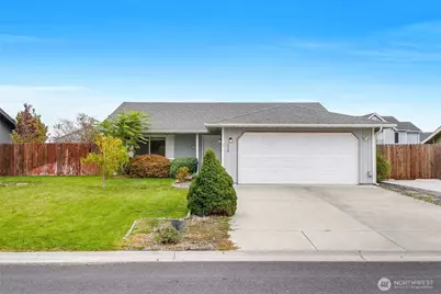 230 NE K Street, Ephrata, WA 98823 - Photo 3