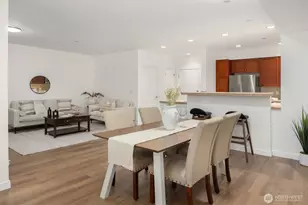 11004 NE 11th St, Bellevue, WA 98004 - Photo 9