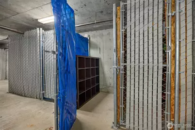 11004 NE 11th Street #407, Bellevue, WA 98004 - Photo 25