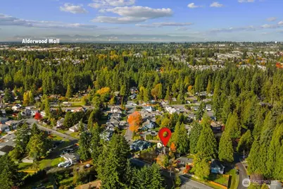 17312 Gravenstein Road, Bothell, WA 98012 - Photo 39