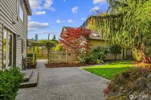 17312 Gravenstein Rd, Bothell, WA 98012 - Photo 23