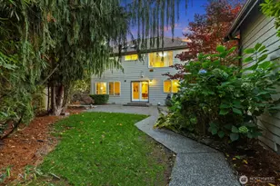 17312 Gravenstein Rd, Bothell, WA 98012 - Photo 25