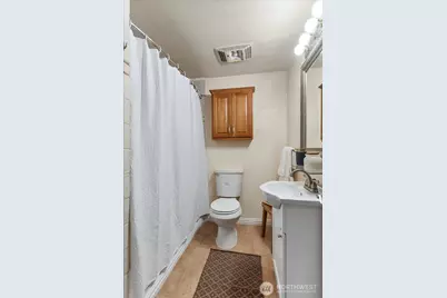 17312 Gravenstein Road, Bothell, WA 98012 - Photo 33