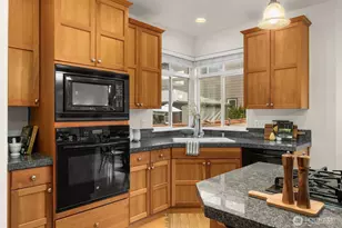 16101 SE 251st St, Covington, WA 98042 - Photo 13