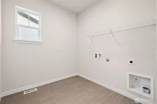 20319 Eagle Ln E, Bonney Lake, WA 98391 - Photo 25