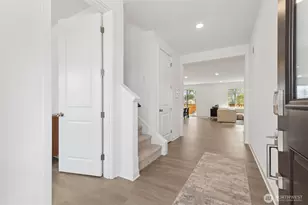 20319 Eagle Ln E, Bonney Lake, WA 98391 - Photo 3