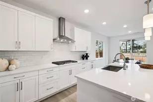 20319 Eagle Ln E, Bonney Lake, WA 98391 - Photo 11