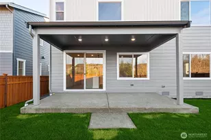 20315 Eagle Ln E, Bonney Lake, WA 98391 - Photo 5