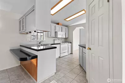 318 Peacock Lane, Kelso, WA 98626 - Photo 19