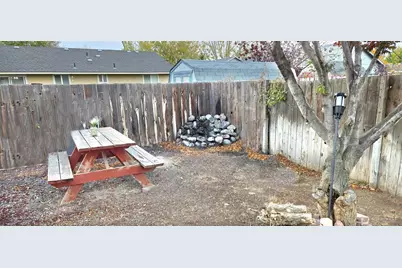 1122 E Saint Helens Drive, Moses Lake, WA 98837 - Photo 11