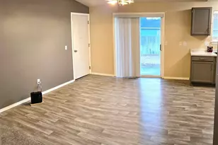 1122 E St Helens Dr, Moses Lake, WA 98837 - Photo 5