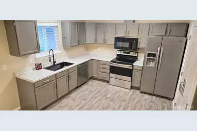 1122 E Saint Helens Drive, Moses Lake, WA 98837 - Photo 3