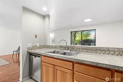 1321 S Puget Drive #E15, Renton, WA 98055 - Photo 15