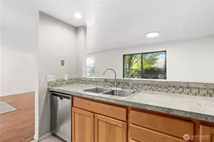 1321 S Puget Dr, Renton, WA 98055 - Photo 11