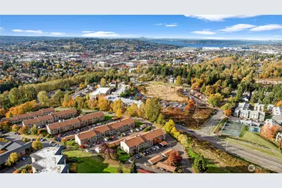 1321 S Puget Drive #E15, Renton, WA 98055 - Photo 29