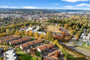 1321 S Puget Dr, Renton, WA 98055 - Photo 29