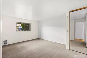 1321 S Puget Dr, Renton, WA 98055 - Photo 21