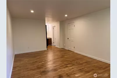 8505 NE 27th Place, Clyde Hill, WA 98004 - Photo 23