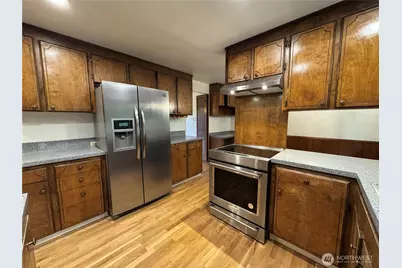 8505 NE 27th Place, Clyde Hill, WA 98004 - Photo 7