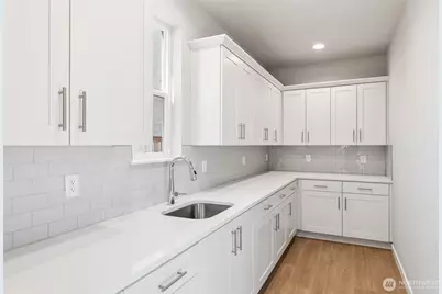 20322 146th Street E #705, Bonney Lake, WA 98391 - Photo 5