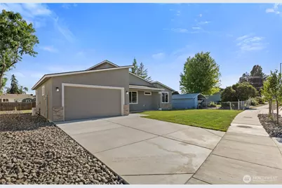 605 Dorsing Street, Moses Lake, WA 98837 - Photo 3