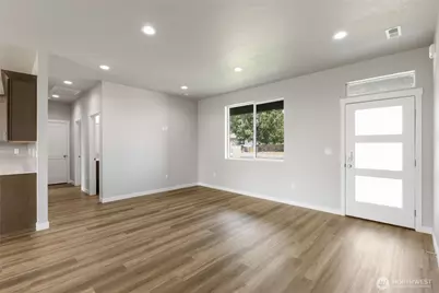 605 Dorsing Street, Moses Lake, WA 98837 - Photo 9