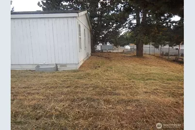 775 Preston Avenue, Waitsburg, WA 99361 - Photo 9