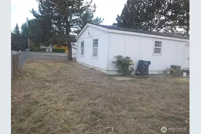 775 Preston Avenue, Waitsburg, WA 99361 - Photo 11