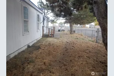 775 Preston Avenue, Waitsburg, WA 99361 - Photo 7