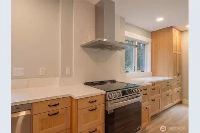 20698 Mainland View Lane NE, Suquamish, WA 98392 - Photo 15