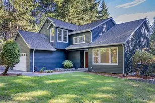 20698 Mainland View Ln NE, Suquamish, WA 98392 - Photo 7