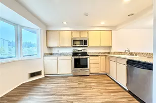 1610 Park Ave, Bremerton, WA 98337 - Photo 11