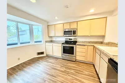 1610 Park Avenue #B3, Bremerton, WA 98337 - Photo 13