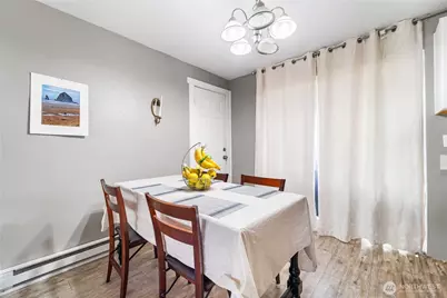 2215 Sunnyside Boulevard, Lake Stevens, WA 98258 - Photo 11