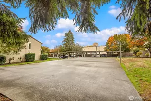 14200 NE 171st St, Woodinville, WA 98072 - Photo 35