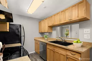 14200 NE 171st St, Woodinville, WA 98072 - Photo 11