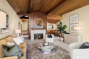 9501 NE 13th St, Clyde Hill, WA 98004 - Photo 11